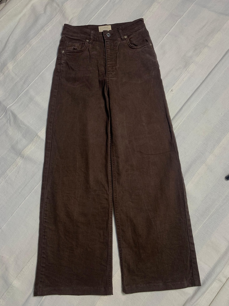 brown baggy pants