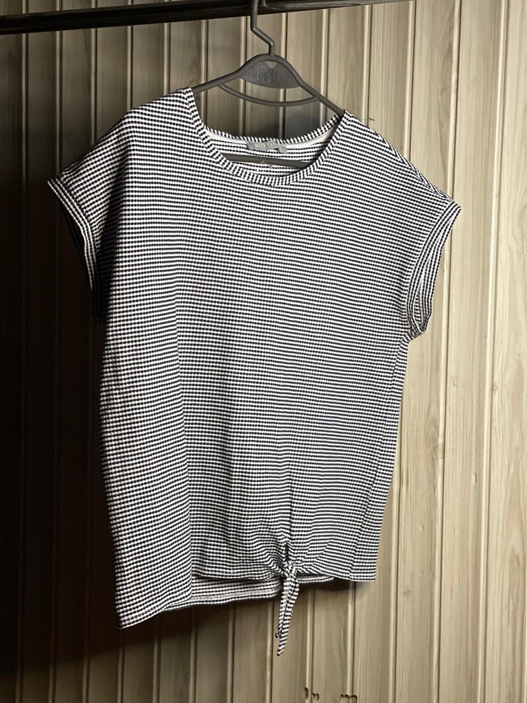 Black and white checkered top