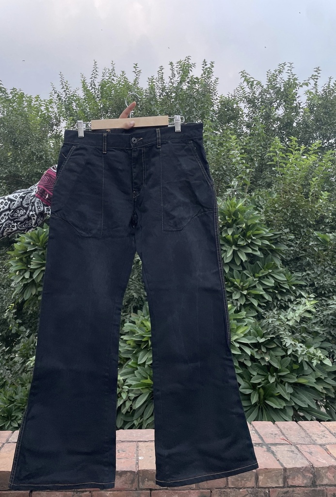 black khuli pants