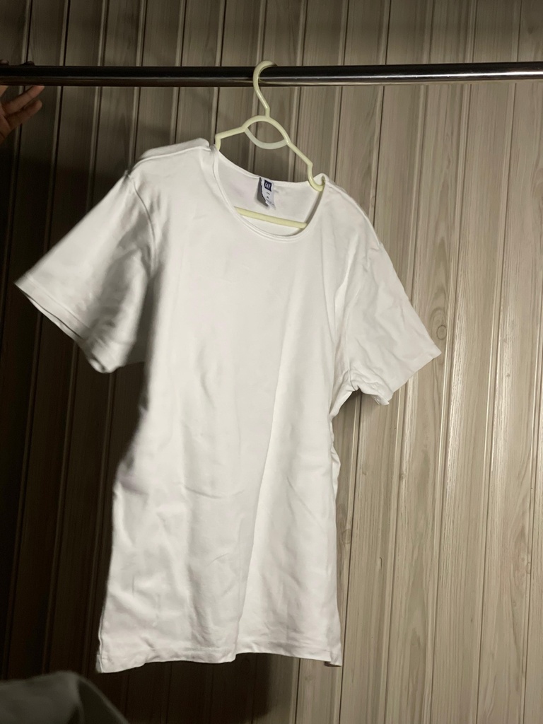Basic White T Shirt