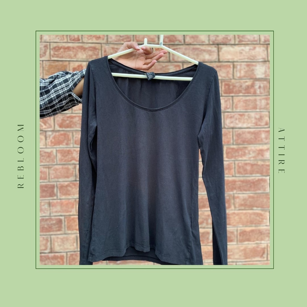 Black Fitted Top