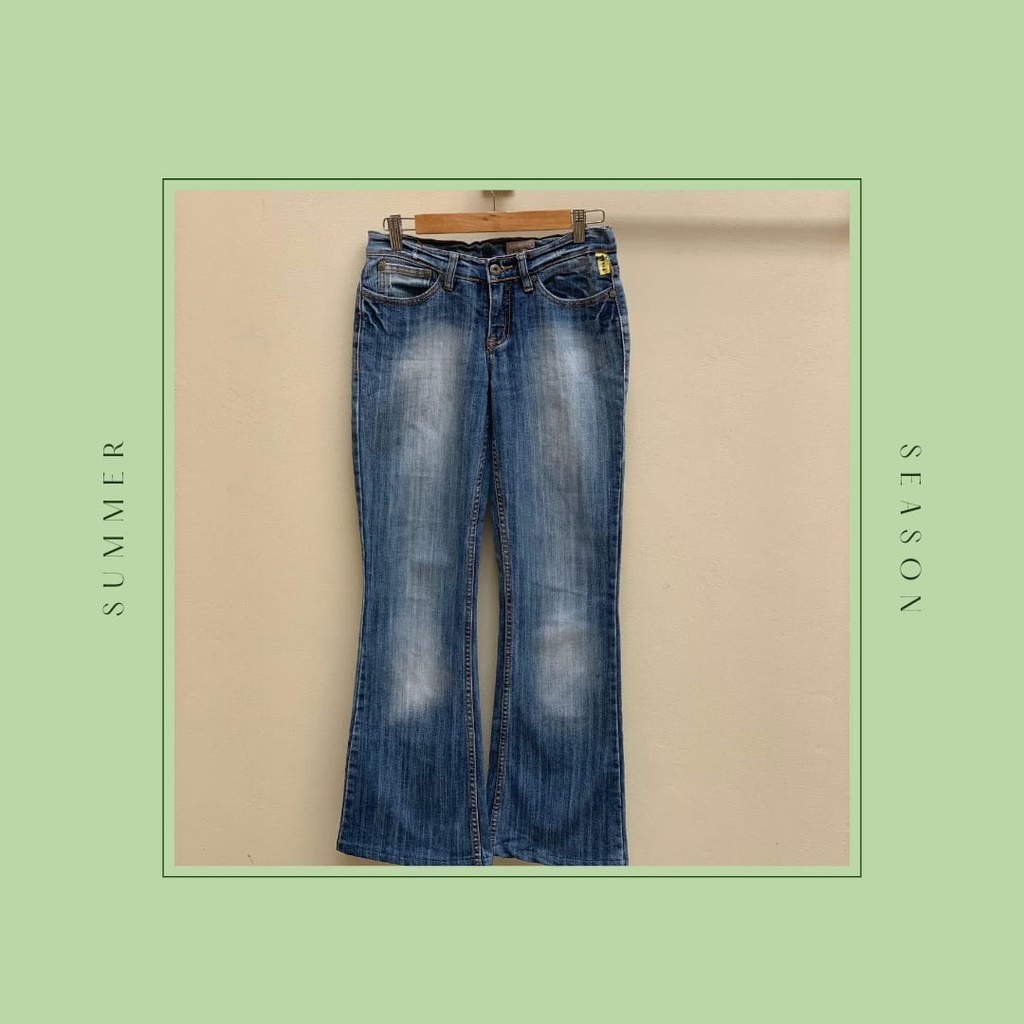 Blue flared Jeans