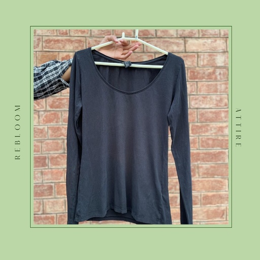 Black Fitted Top